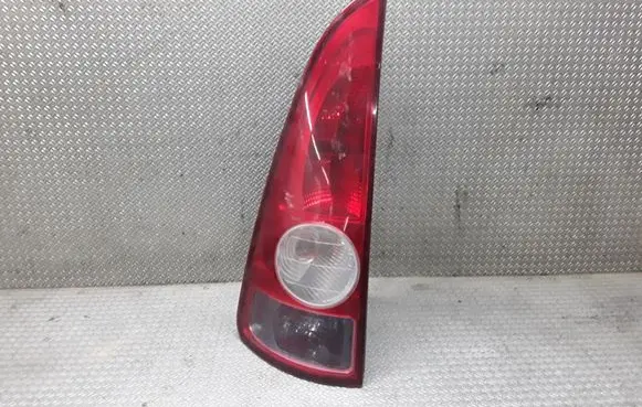 Renault Espace - Grand espace IV Rear/tail lights 8200027153