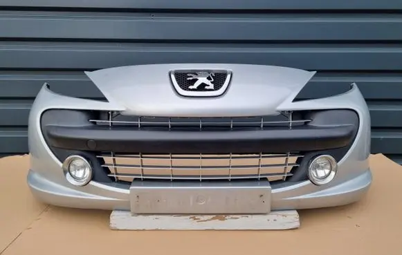 Peugeot 207 Front bumper 9654356880