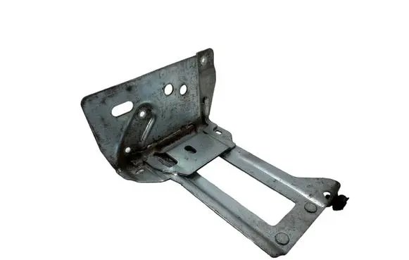 Nissan Qashqai Engine control unit holder 