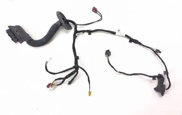 Mercedes-Benz C W205 Front door wiring loom A2055402647 20260417HCR1131 2055402647