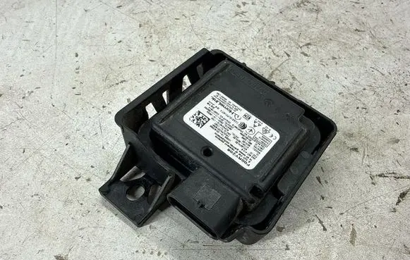 Audi Q3 F3 Garage door switch 4M0907410B 4N0907410B
