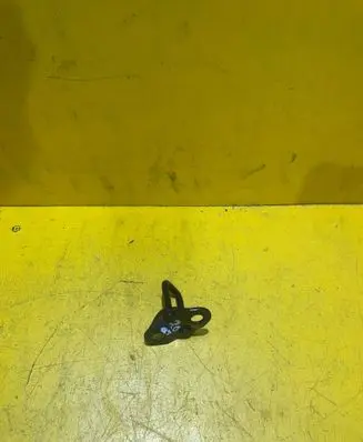Mini One - Cooper Coupe R56 Tailgate lock loop/hook striker 