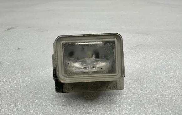 Mercedes-Benz S W222 Number plate light A0999067000