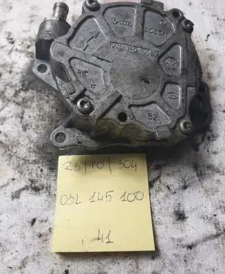 Audi A4 S4 B8 8K Vacuum pump 03L145100F