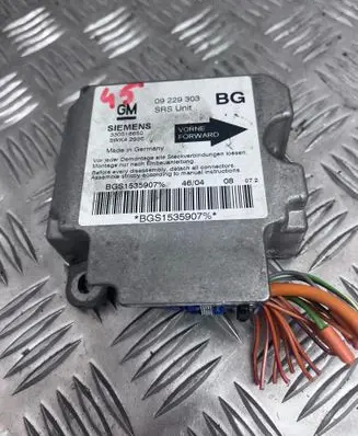 Opel Zafira A Airbag control unit/module 09229303 330518650 BGS153590796