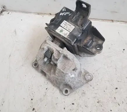 Hyundai Tucson TL Engine mount bracket 21830D3300 157006