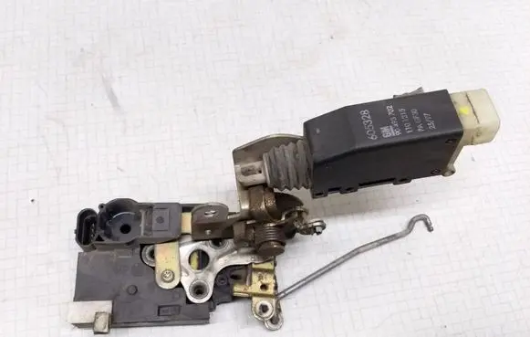 Opel Sintra Front door lock 16624432 90493702