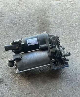 Mercedes-Benz ML W164 Air suspension compressor 