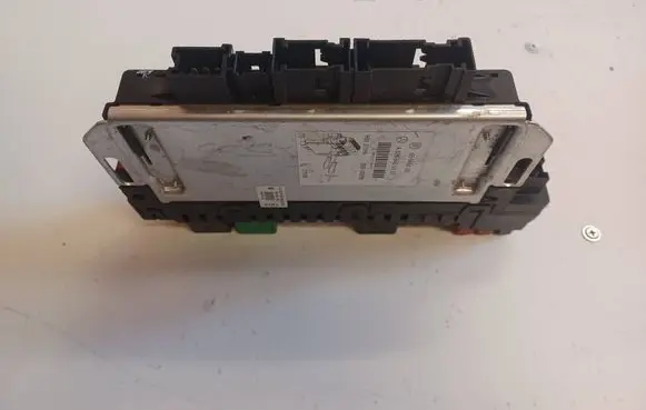Mercedes-Benz S W220 SAM control unit A0265455332