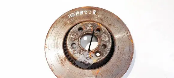 Volvo V70 Front brake disc ventiliuojamas