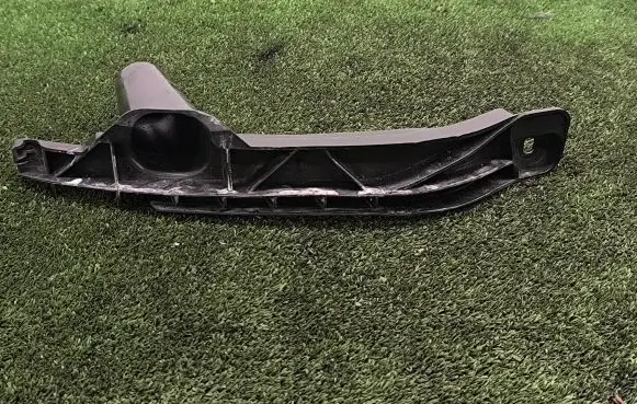 Volkswagen Golf V Front bumper mounting bracket 1K0807889B