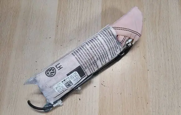 Audi A3 S3 8V Seat airbag 8V4880241B