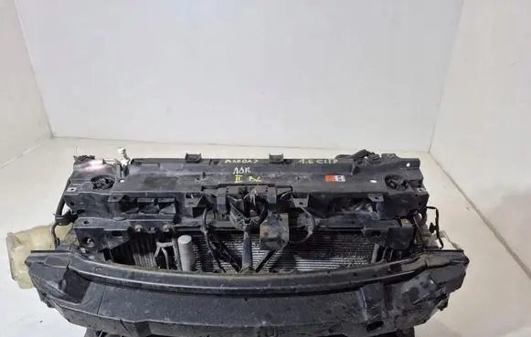 Mazda 3 II Radiator support slam panel