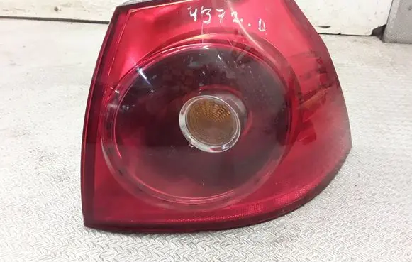 Volkswagen Golf V Rear/tail lights 1K6945096E
