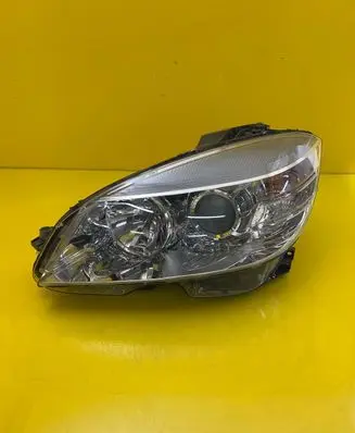 Mercedes-Benz C W204 Headlight/headlamp A2048208561