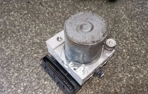 Subaru Forester SH ABS Pump 0265951586 0265251512
