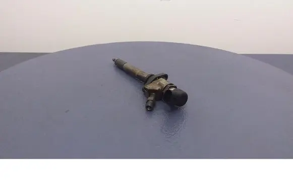 Fuel injector