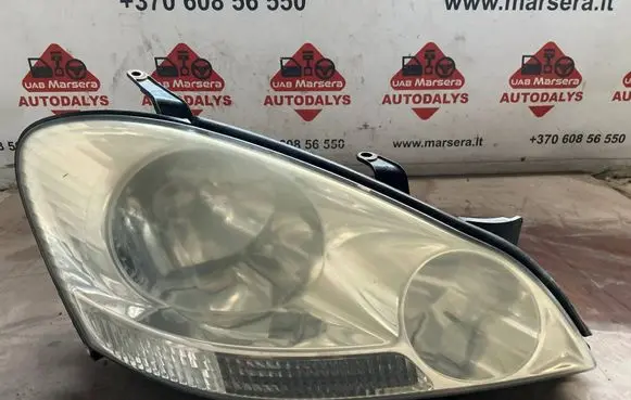 Toyota Avensis Verso Headlight/headlamp TDY0TA PZ4V