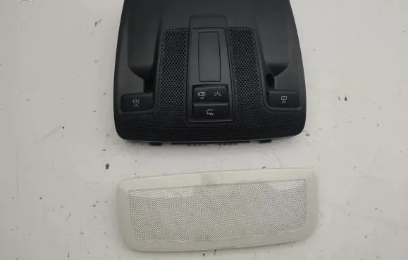 Mercedes-Benz B W246 W242 Front seat light A0009000802 A2048204801