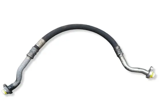 Volvo XC70 Air conditioning (A/C) pipe/hose 