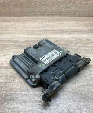 Opel Vectra C Engine control unit/module ECU 55189630 0281011449