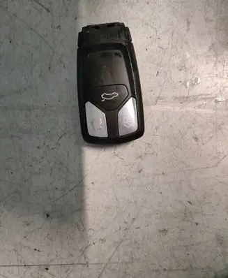 Audi A4 S4 B8 8K Ignition key/card