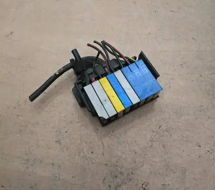 Opel Astra H Fuse box set 9685661