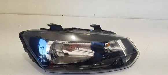 Volkswagen Polo V 6R Headlights/headlamps set 