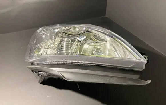 Iveco Daily 35 - 40.10 Headlight/headlamp 086631107R