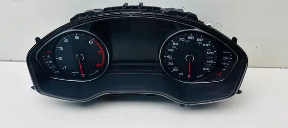 Audi A5 Speedometer (instrument cluster) 8W6920970B 0263740042