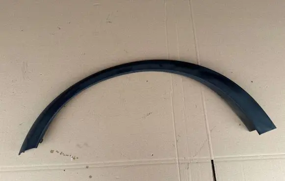 Volvo C30 Fender trim (molding) 30744042