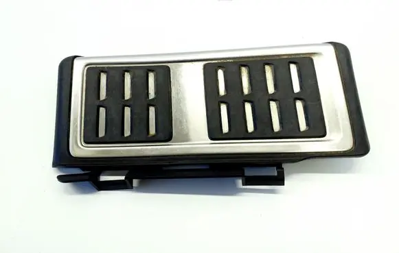 Skoda Octavia Mk4 Foot rest pad/dead pedal 5Q1864551A