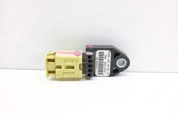 Toyota Avensis T250 Airbag deployment crash/impact sensor 8983305010 021304581E