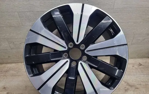 Volvo XC40 R19 alloy rim 32143628