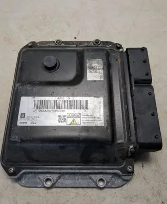 Opel Astra J Engine control unit/module 55577647 86AAS92103160019