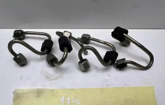 Fuel injector supply line/pipe