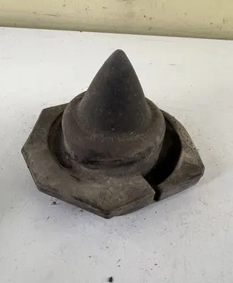 Nissan Qashqai Rear coil spring rubber mount 550324EA0A 550324EA0