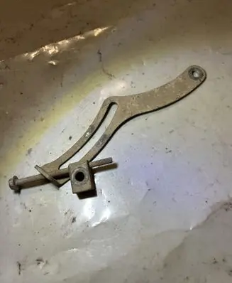 Toyota Land Cruiser (HDJ90) Power steering belt tensioner 