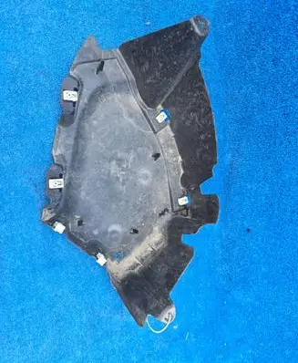 BMW i4 Rear underbody cover/under tray 8738062