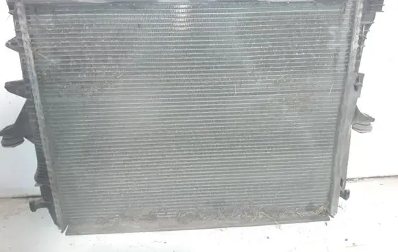Audi Q7 4L Coolant radiator 7L6121253B