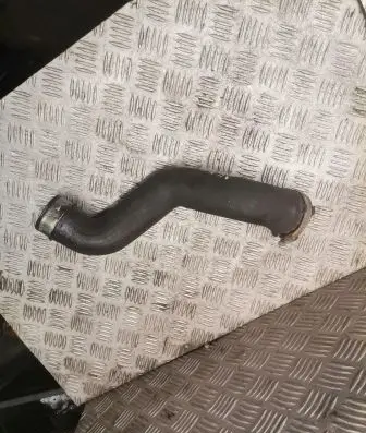 Audi A4 S4 B7 8E 8H Intercooler hose/pipe 8e0145737f