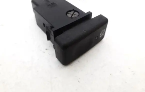 Fog light switch