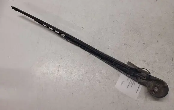 Audi A3 S3 8L Rear wiper blade arm 8D9955407