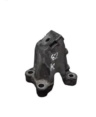Audi A6 S6 C6 4F Engine mounting bracket 4f0199307