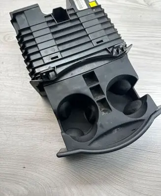 Chrysler Grand Voyager V Cup holder 0ZS68TRMAA L0079636 63248CK