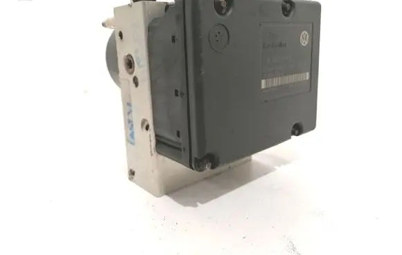 Volkswagen Golf IV ABS Pump 1J0907379E 7M0614111Q