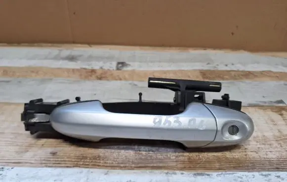 Chrysler Pacifica Front door exterior handle 40233500 04894457A