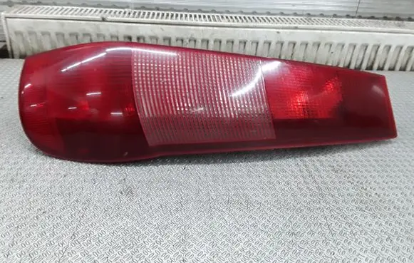 Fiat Punto (176) Rear/tail lights 36500748