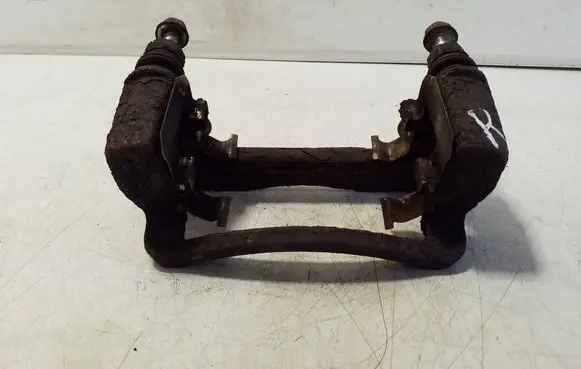 Chevrolet Captiva Brake caliper pad carrier rear 