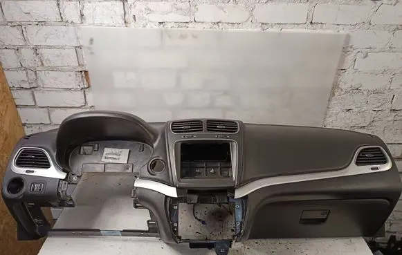 Fiat Freemont Dashboard 1QC28DX9AE 1194596 2AEDKD011